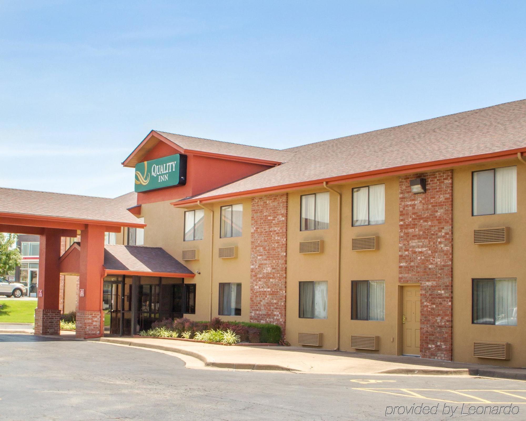 Quality Inn Broken Arrow - Tulsa Eksteriør billede